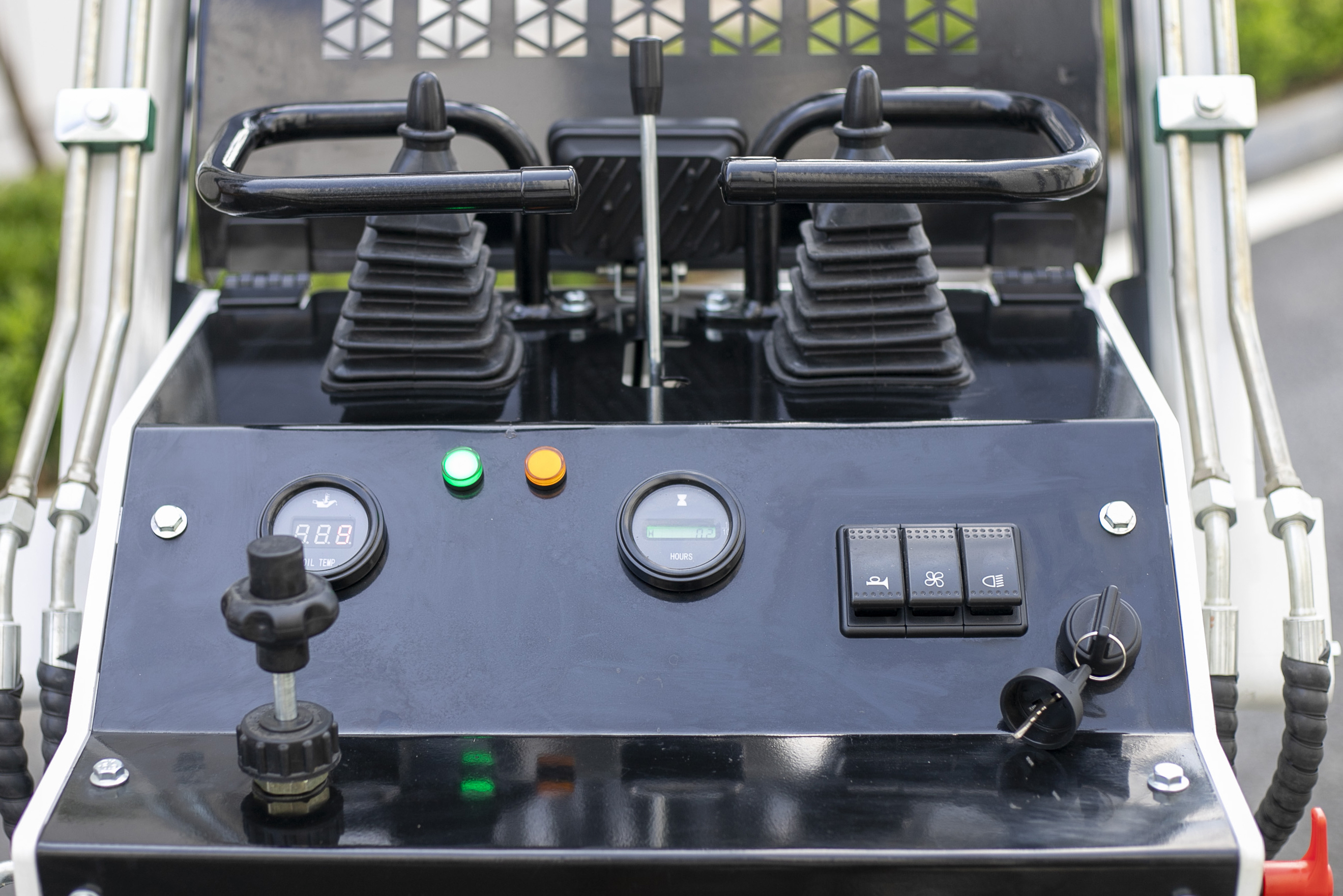 Wheel skid steer loader YZ-S360