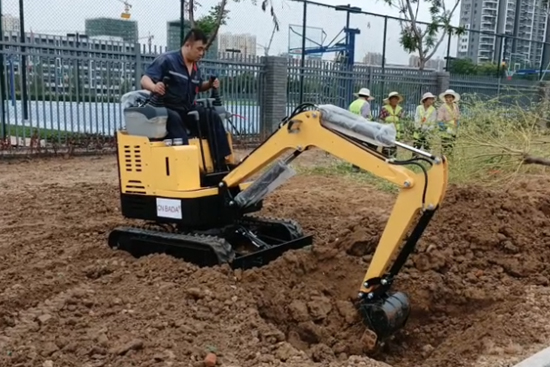 Compact Excavators in Urban Construction: Key Applications & Smart Tech Innovations (2024 Guide)