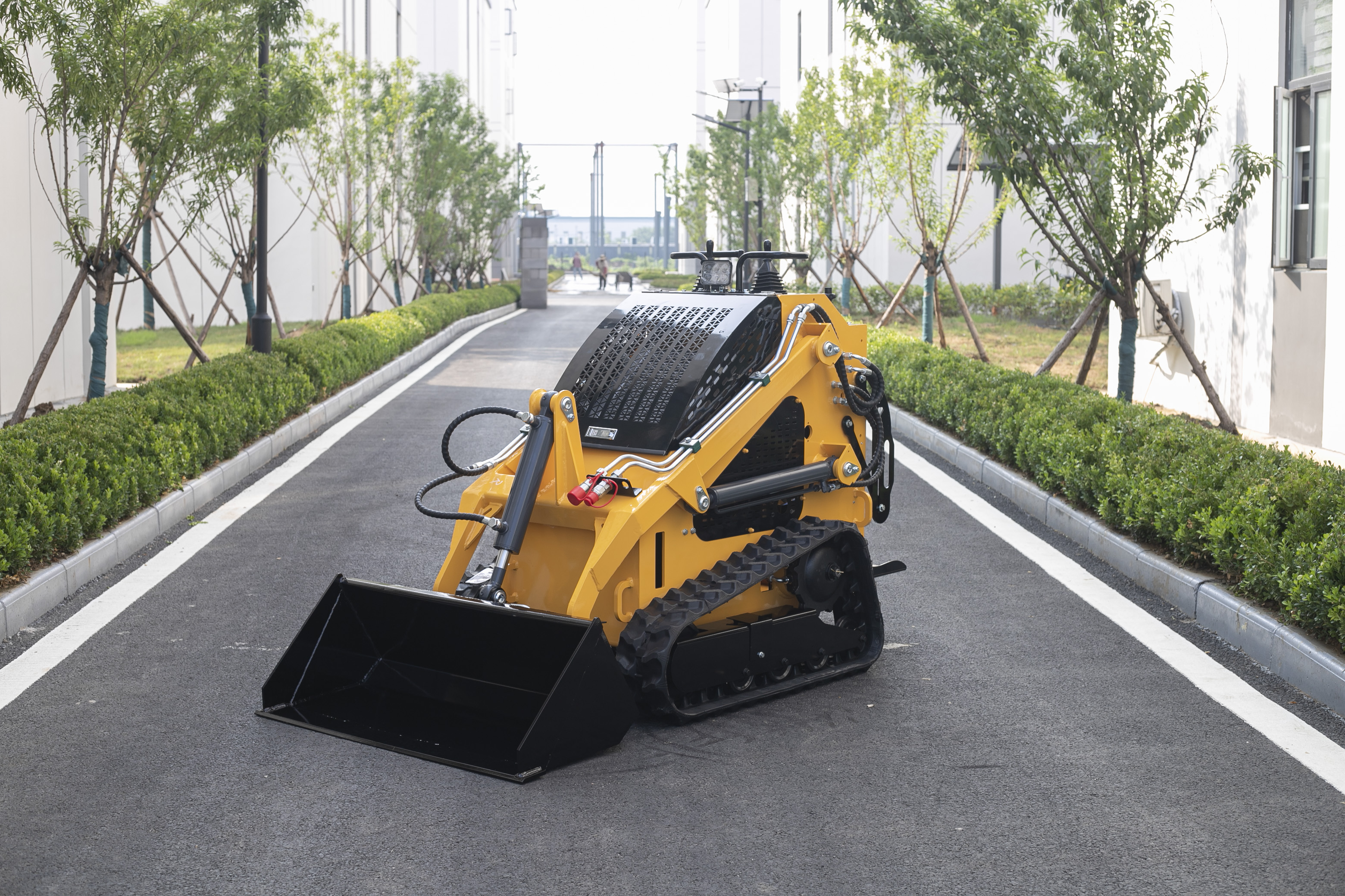 Do you know how to maintain a skid steer loader?