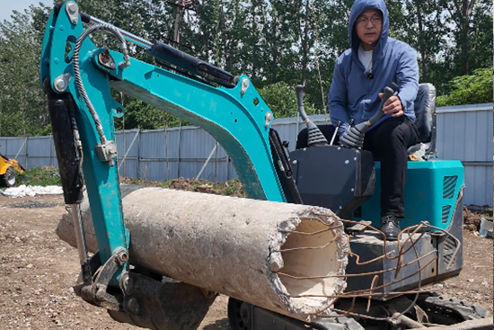 Use of Compact Excavators for Interior Remodeling in Industrial Plants
