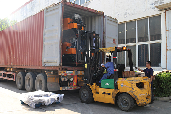 Skid Steer Loaders and Small Excavators Shipped from Jining Yizhan International Trade Co., Ltd. to Singapore Skid Steer Loaders and Small Excavators Shipped from Jining Yizhan International Trade Co., Ltd. to Singapore