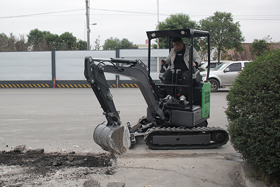 afety Operating Procedures and Precautions for Small Excavators